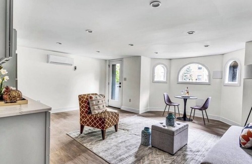 Eckington Apartment | Perfect DC Escape. Free Parking Pass!
