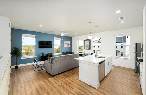 Pflugerville Apartment | Perfect Environment w toptier furnishing/amenities