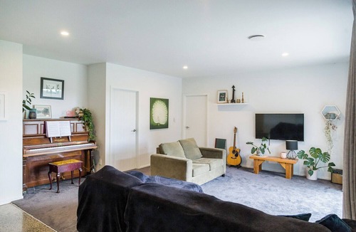 Tamahere House | Perfect Fieldays Accommodation 5 bedroom sleeps 10
