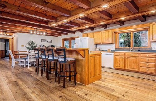 Mount Pleasant Mills Cabin | Perfect for couples, families, or small groups, this retreat blends serenity with style for an unforgettable getaway. Plenty of amenities to keep the family entertained indoors and out!