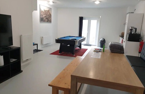Van der Pekbuurt House | Perfect for Groups and Families with private rooftop near Amsterdam Center