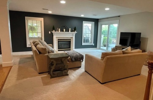 Lakeview House | Perfect for LPGA Solheim Cup! Large Family Getaway, Lake, NatureTrail, Wineries!