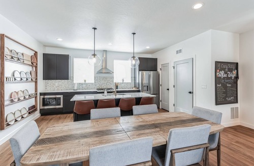 Layton House | Perfect for multiple families, close to Lagoon and everything!
