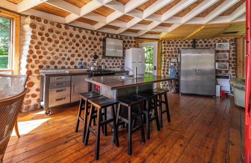 Mauricie House | Perfect Group Getaway | Outdoor Adventure, Water Activities & National Park