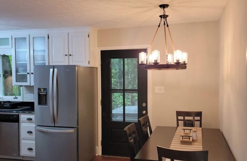 Pine Mountain House | Perfect Hikers Haven on F. D Roosevelt State Park!