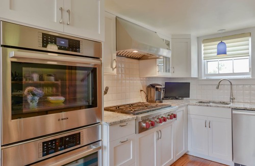 Nantucket Town House | Perfect in Town House - Top of Main St