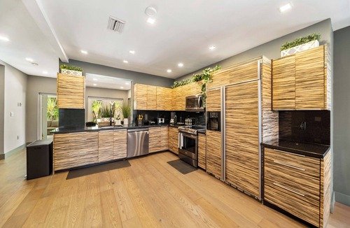 Coral Way House | Perfect Location, 6 Bedrooms, 11 Beds, & The Pool - Welcome to the Gucci House!