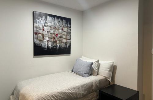 CityPlace Apartment | Perfect Location - Comfy Suite