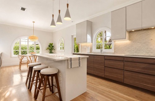 Coral Way House | Perfect Location Family Friendly - Heated Salt Pool - Outdoor Kitchen-Firepit