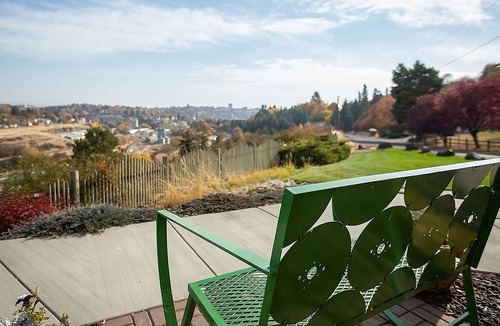 Pullman Hotel | Perfect Location for Vacation! Gorgeous Room w/Free Breakfast, Free Parking
