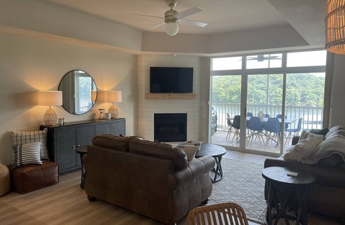 Osage Beach Condo | Perfect Location! Newly Remodeled- 2021 Condo right in the heart of Osage Beach