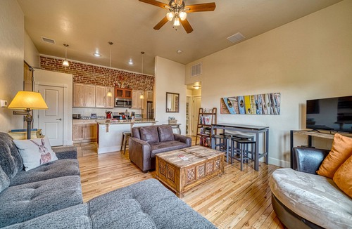 Salida Condo | Perfect Location! The Downtowner- Cozy and Convenient!