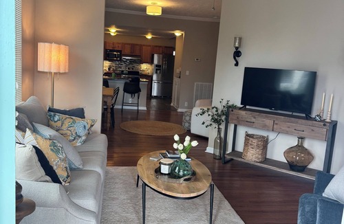 Midtown House | Perfect Master's Rental!