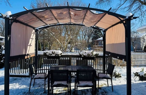 Fox Valley House | Perfect modern 3-bedroom house Near Chicago Fireplace & Yard