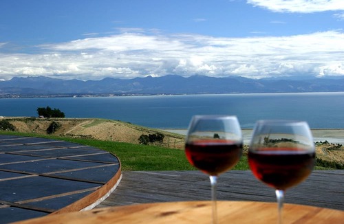 Todds Valley Cabin | Perfect Ocean Getaway with Breakfast on Tasman Bay in Nelson, New Zealand