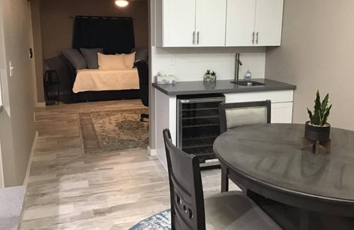 Monte Vivienda House | Perfect Old Town Location - 3 Bedroom Town Home