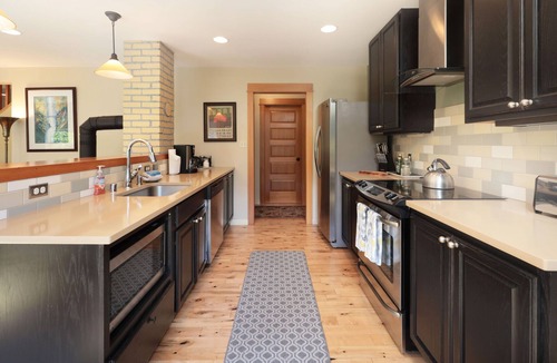 Cook House | Perfect River Location and Views! Amazing Remodel!
