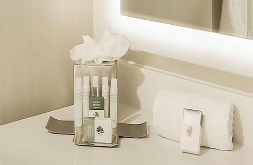East Point Hotel | Perfect Room for Family Travelers | Pets Are Allowed | ATL Airport - 2.2 miles