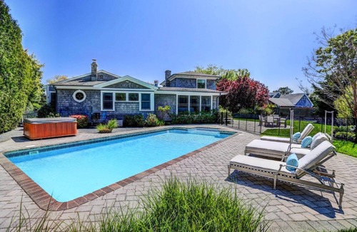 Shinnecock Hills House | Perfect Southampton Location, Beautiful house just minutes from the Water.