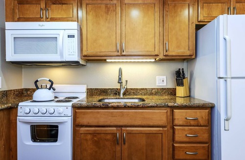 Kahana Condo | Perfect Studio Royal Kahana 119
