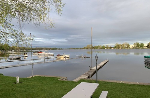 Bronson Cottage | "Perfect Sunset" Waterfront Cottage Coldwater MI area. Nice all sports lake.