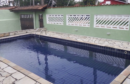 Jardim Santa Tereza House | Perfect with pool, barbecue and 200m from the beach.