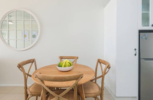 Takuvaine Tapere Condo | Perfectly located 2-bedroom beachfront condo on quiet swimming/snorkelling beach
