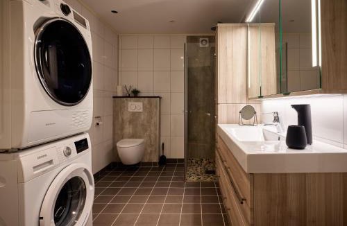 Leknes Apartment | Perfekt base for det meste!