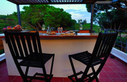 Sant Andreu de Llavaneres Apartment | Pergola Suite Boutique Loft Panoramic Sea View Barcelona