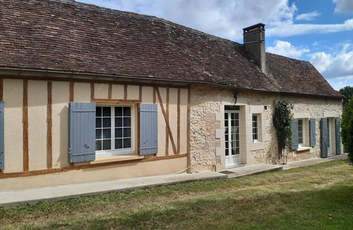 Ginestet Cottage | Périgourdine House with Private Pool and Wifi