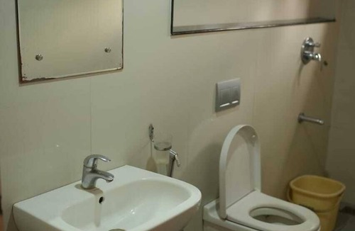 Kumily Hotel | Periyar Woods
