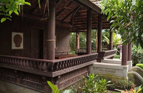 Poovar House | Periyaveettil Heritage Home/Authentic Kerala Nadumuttam House