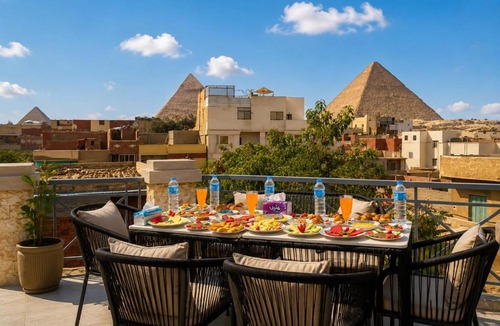 Giza Hostel | Perla Pyramids Palace