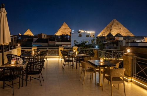 Giza Hostel | Perla Pyramids Palace