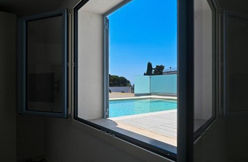 Castro Marina House | Perle Marine Suite Apartments