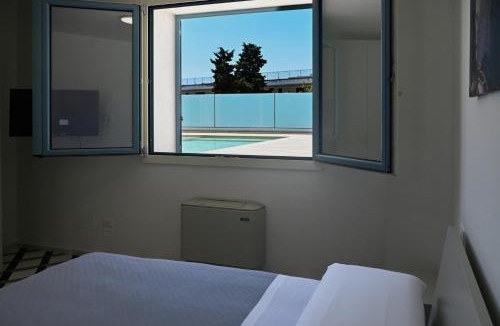 Castro Marina House | Perle Marine Suite Apartments