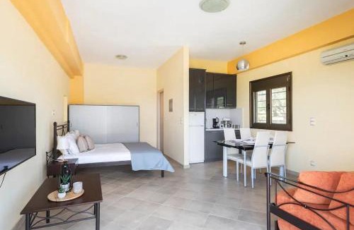 Kompi Apartment | Peroulia Bay View Studio
