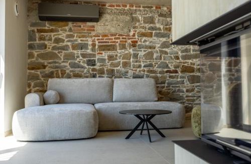 Brda Villa | Persolis luxury residence