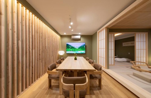 Tennoji Apartment | Personal Rooftop BBQ space! Shirakabanoyado - KI NO NOKI 白樺の宿 - 木の軒