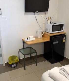 Thornlie Hotel | Perth City Motel