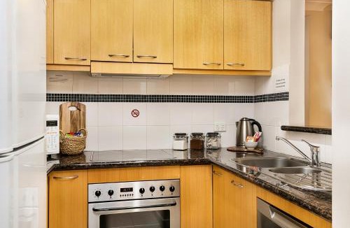 Perth Central Business District Apartment | Perth Short Stays