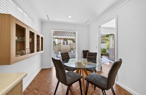 Cottesloe House | PERTH7 - The Courtyard Nook