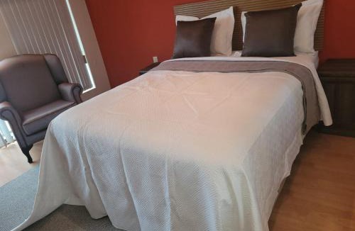 Faerie Glen House | Peshi's Guest House