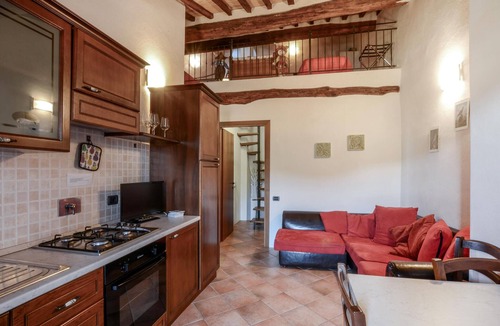 Montecastelli Apartment | Pet friendly apartment in Montecastelli Pisano