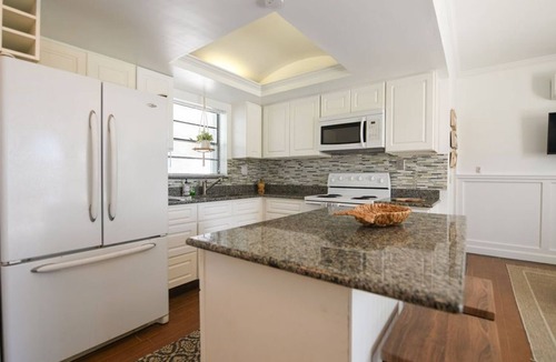 Venetian Shores House | Pet Friendly 2 Bedroom in Venetian Shores Sleeps 10