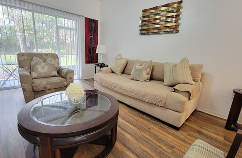 Gainesville Condo | Pet-Friendly 2BR Condo Next to North Florida Hospital