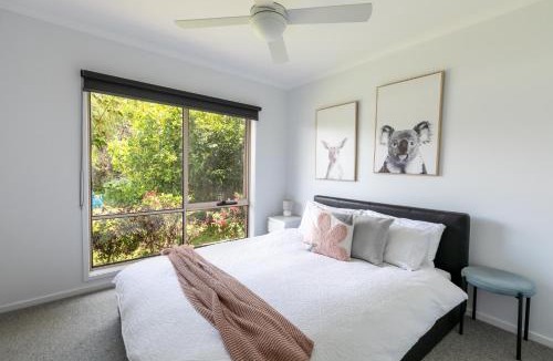 Clifton Springs House | Pet Friendly 3 bedroom house with large backyard