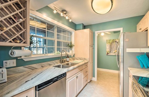 Northeast Pensacola House | Pet-Friendly A-Frame Retreat Near Dtwn + Beaches!