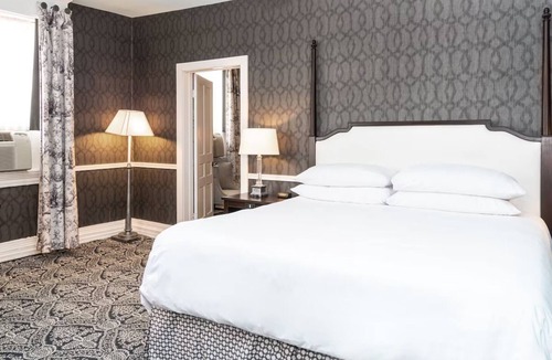 Historic District Hotel | Pet-friendly Accommodation at Historic Inns of Annapolis | 0.3 mi to State House