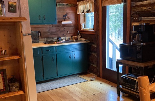 Day Cabin | PET FRIENDLY Adirondacks Log Cabin! Lake George, Saratoga, SPAC, Sacandaga